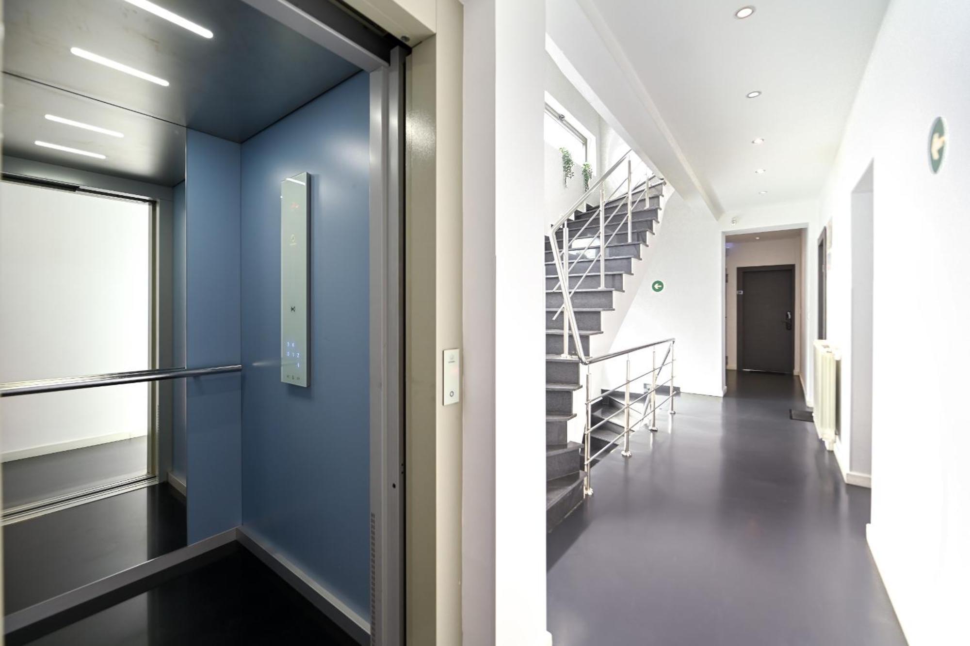 Urban Elegance - Stylish Central Accommodation Bucarest Extérieur photo