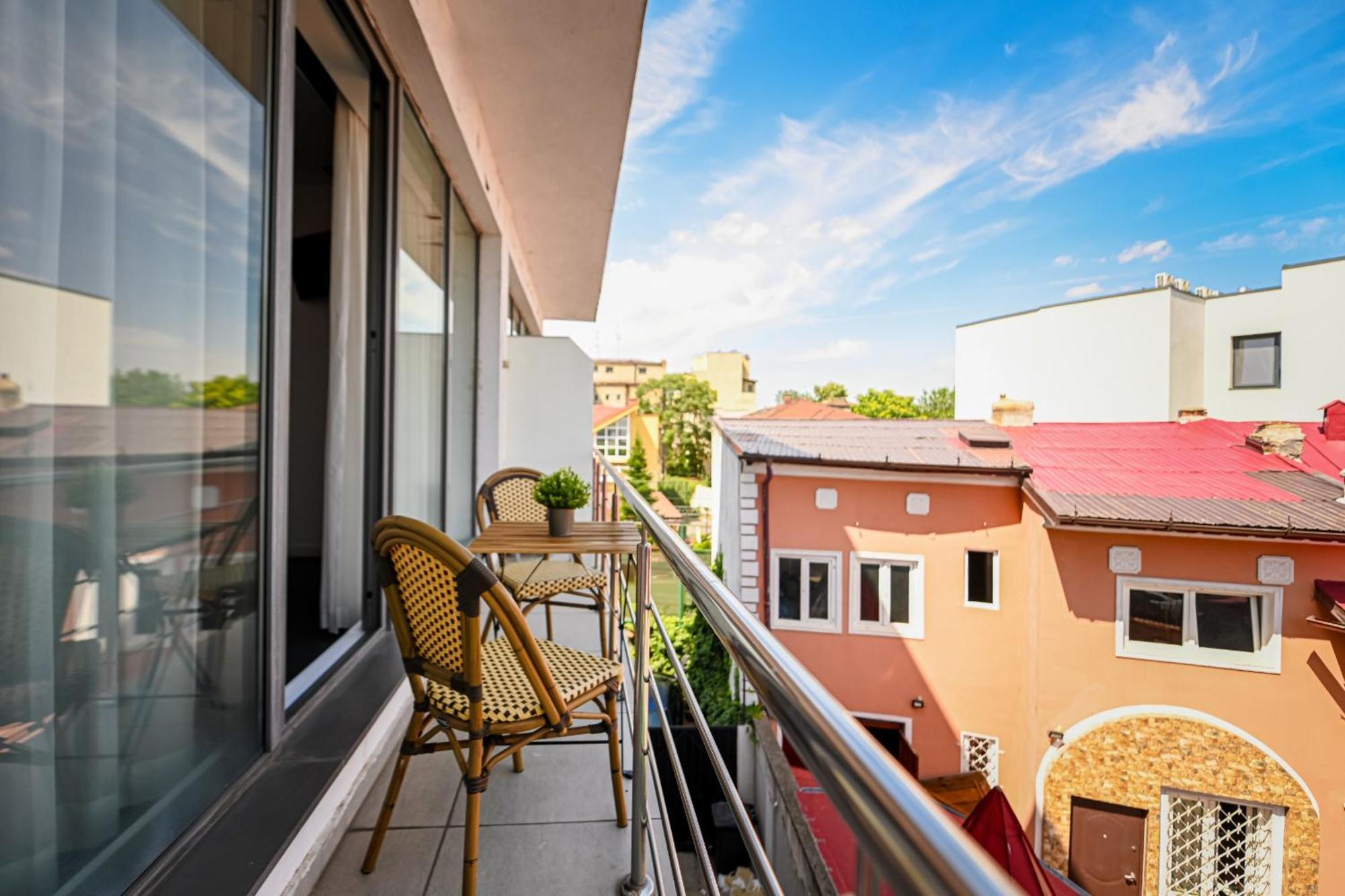 Urban Elegance - Stylish Central Accommodation Bucarest Extérieur photo