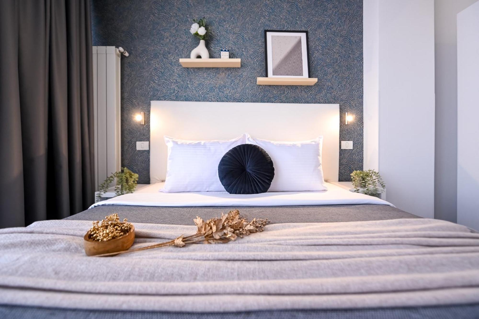 Urban Elegance - Stylish Central Accommodation Bucarest Chambre photo