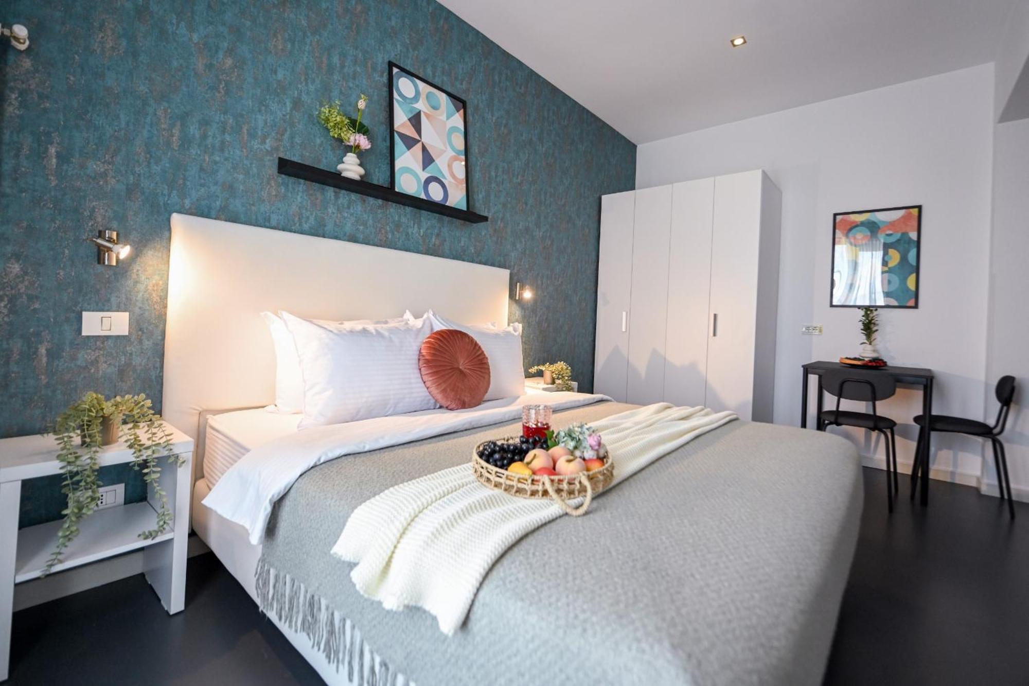Urban Elegance - Stylish Central Accommodation Bucarest Chambre photo